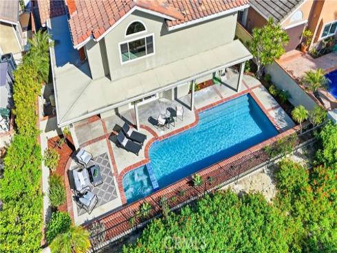 20  Center   Court, Laguna Niguel, CA