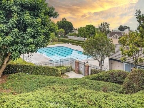 25  Portland  , Laguna Niguel, CA