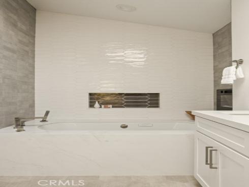 46  Oakcliff Drive  , Laguna Niguel, CA