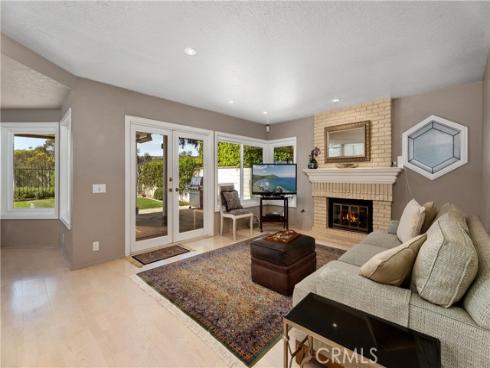 51  Hancock  , Laguna Niguel, CA