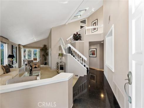 51  Hancock  , Laguna Niguel, CA