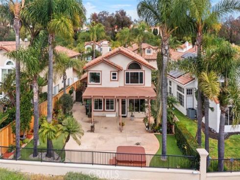 10  Narbonne  , Laguna Niguel, CA