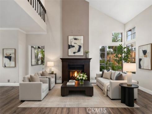 10  Narbonne  , Laguna Niguel, CA