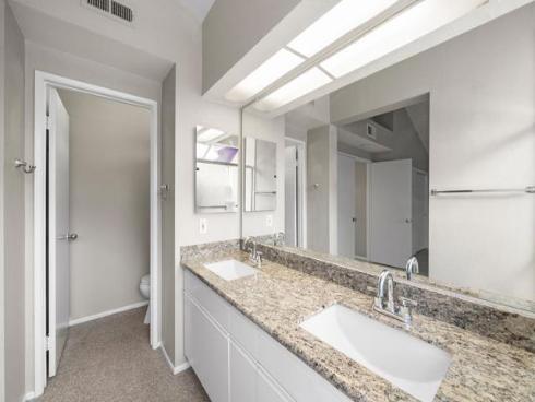 1  Saint Isabella  , Laguna Niguel, CA