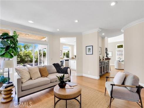 10  Glastonbury  , Laguna Niguel, CA