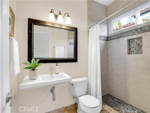 10  Glastonbury  , Laguna Niguel, CA