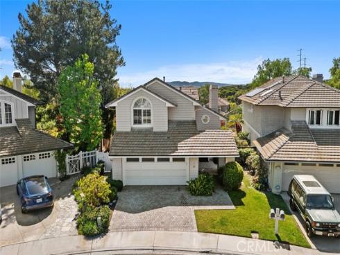 20  Red Rock  , Laguna Niguel, CA