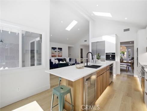 25314  Hugo  , Laguna Niguel, CA