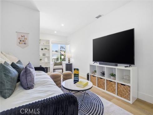 25314  Hugo  , Laguna Niguel, CA