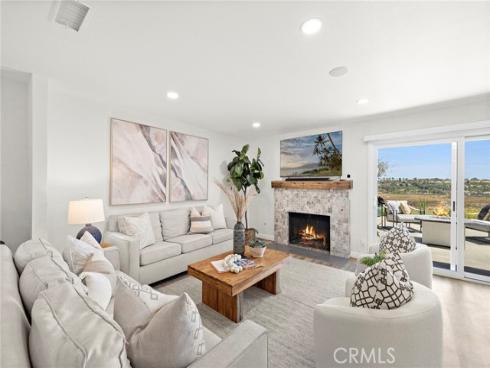 24352  Los Serranos  , Laguna Niguel, CA