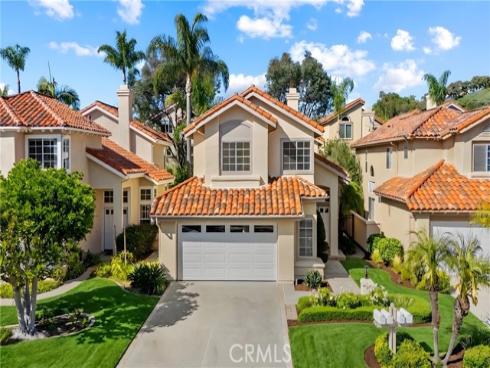13  Aleria  , Laguna Niguel, CA