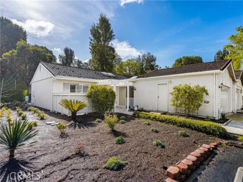 3325 Via Carrizo A , Laguna Woods, CA