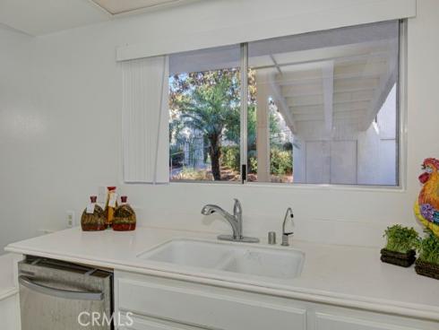5533 Via La Mesa B , Laguna Woods, CA