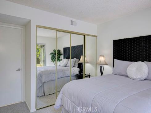 5533 Via La Mesa B , Laguna Woods, CA