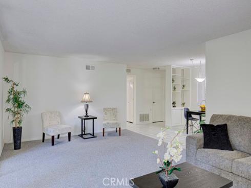 5533 Via La Mesa B , Laguna Woods, CA