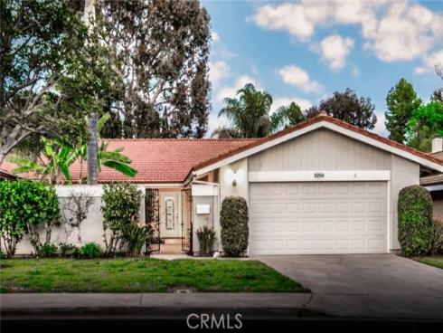 5204 Avenida Despacio , Laguna Woods, CA