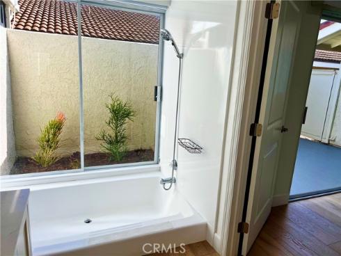 5204 Avenida Despacio , Laguna Woods, CA