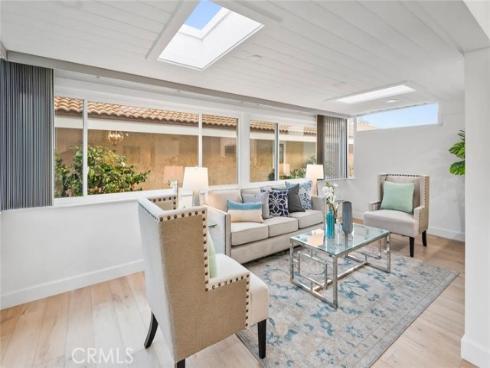 5204 Avenida Despacio , Laguna Woods, CA