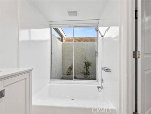 5204 Avenida Despacio , Laguna Woods, CA