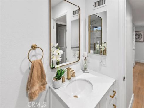 5204 Avenida Despacio , Laguna Woods, CA