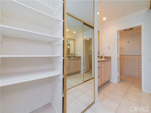 2381 Via Mariposa 2C , Laguna Woods, CA