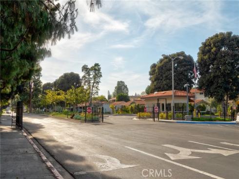 2112 Via Puerta N , Laguna Woods, CA