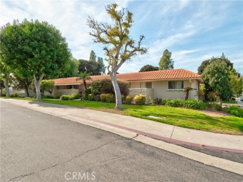 2112 Via Puerta N , Laguna Woods, CA