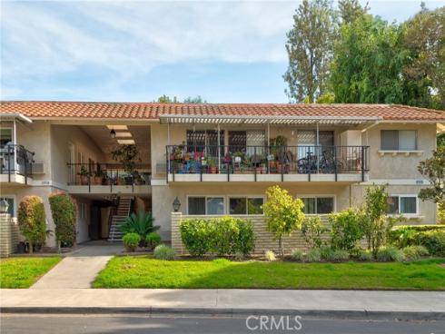 2112 Via Puerta N , Laguna Woods, CA