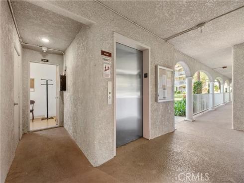 4012 Calle Sonora Oeste 1B , Laguna Woods, CA