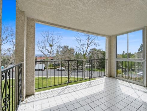 4009 Calle Sonora Oeste 2H , Laguna Woods, CA