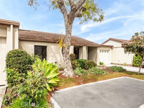 3185 Via Buena Vista B , Laguna Woods, CA