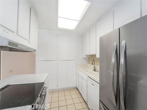 3185 Via Buena Vista B , Laguna Woods, CA