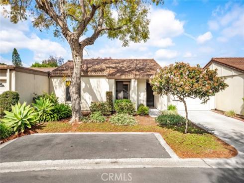 3185 Via Buena Vista B , Laguna Woods, CA