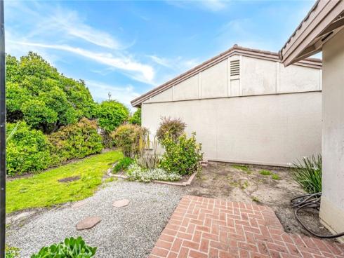 3185 Via Buena Vista B , Laguna Woods, CA