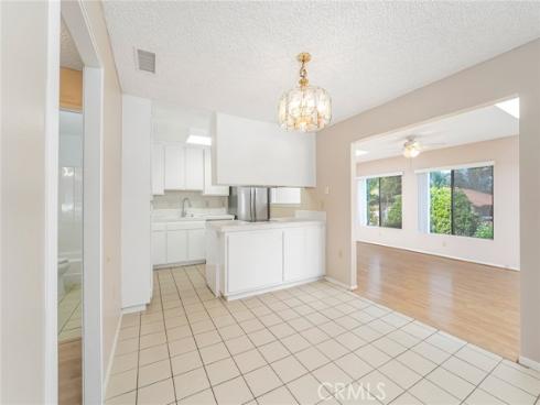 3185 Via Buena Vista B , Laguna Woods, CA