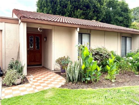 3173 Via Vista C , Laguna Woods, CA