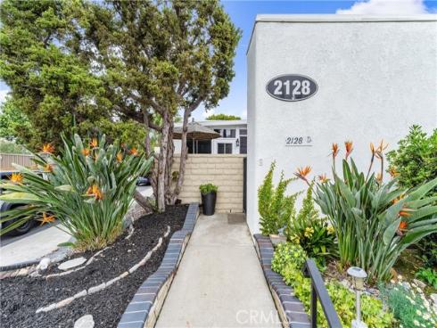 2128 Via Puerta D , Laguna Woods, CA