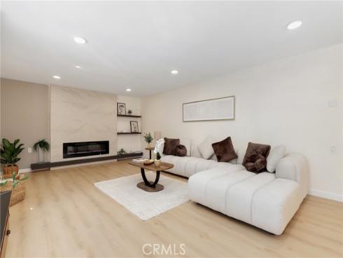 2405 Via Mariposa 1B , Laguna Woods, CA