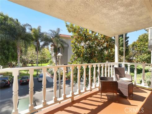 2405 Via Mariposa 1B , Laguna Woods, CA