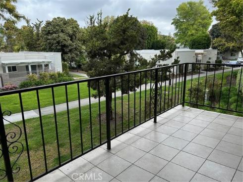 2370 Via Mariposa 1B , Laguna Woods, CA