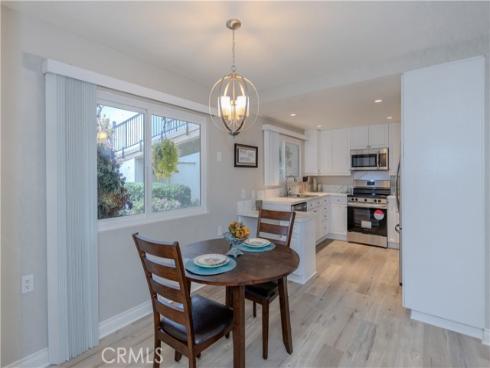 3379 Punta Alta B , Laguna Woods, CA