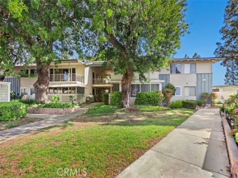 8 Via Castilla R , Laguna Woods, CA