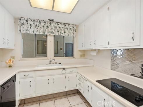 8 Via Castilla R , Laguna Woods, CA