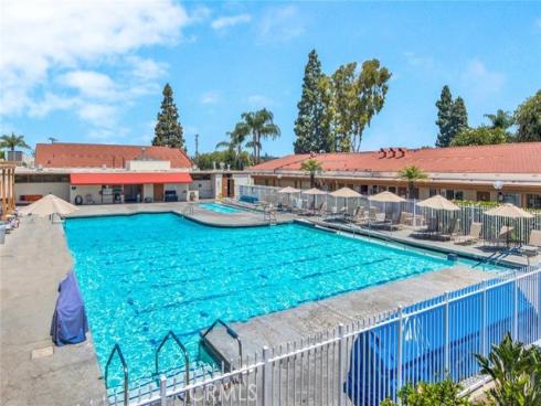 2249 Via Mariposa N , Laguna Woods, CA