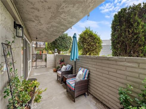 2134  Via Puerta  D , Laguna Woods, CA