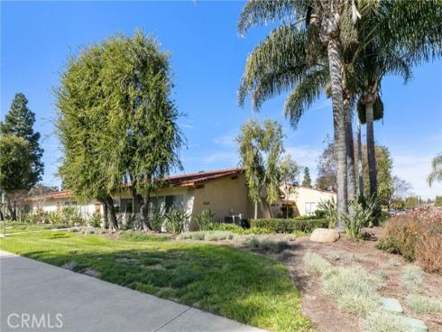 5515 Paseo Del Lago 1D , Laguna Woods, CA