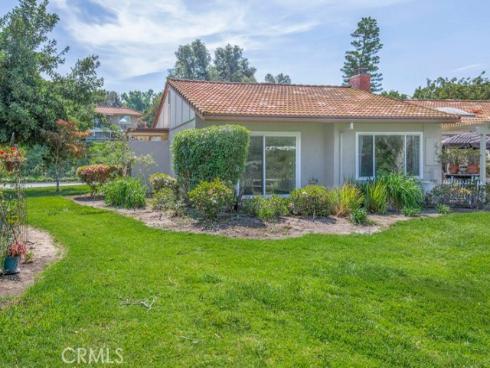 3293 San Amadeo D , Laguna Woods, CA