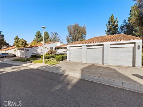 3355 Monte Hermoso N , Laguna Woods, CA