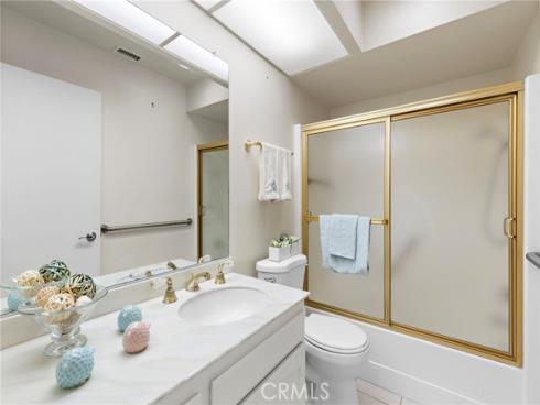 3355 Monte Hermoso N , Laguna Woods, CA