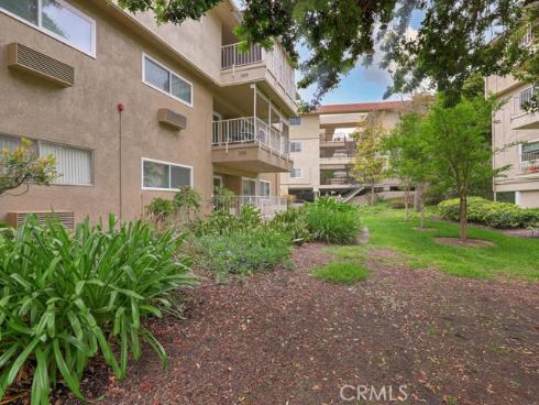 2390 Via Mariposa 2E , Laguna Woods, CA